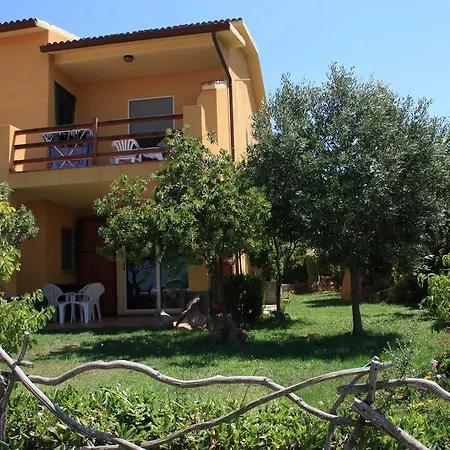 Salusai Apartment *