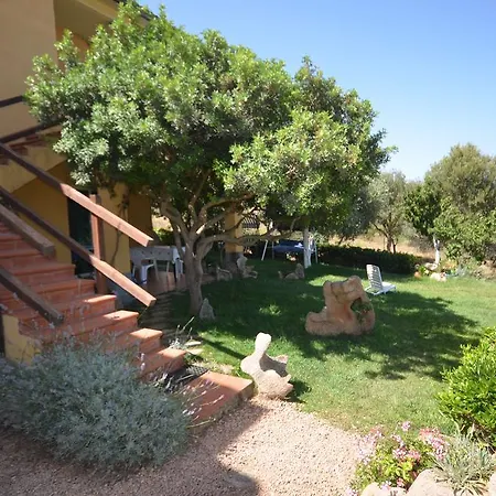 Salusai Apartment *