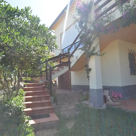 Salusai Apartamento Trinità dʼAgultu